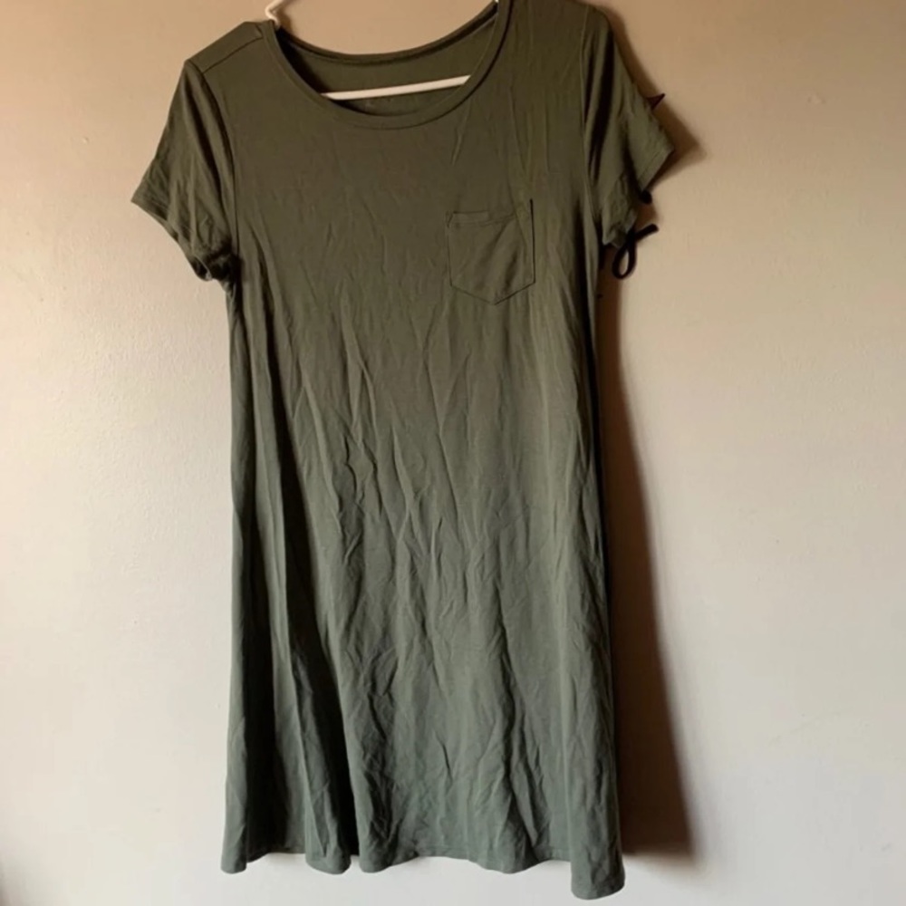 COPY - 4/$20🌺 green tshirt dress